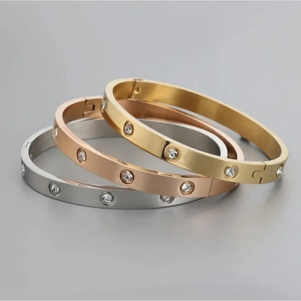 18K Gold Plated Diamond Drill Love Inspired Bracelet Bangle